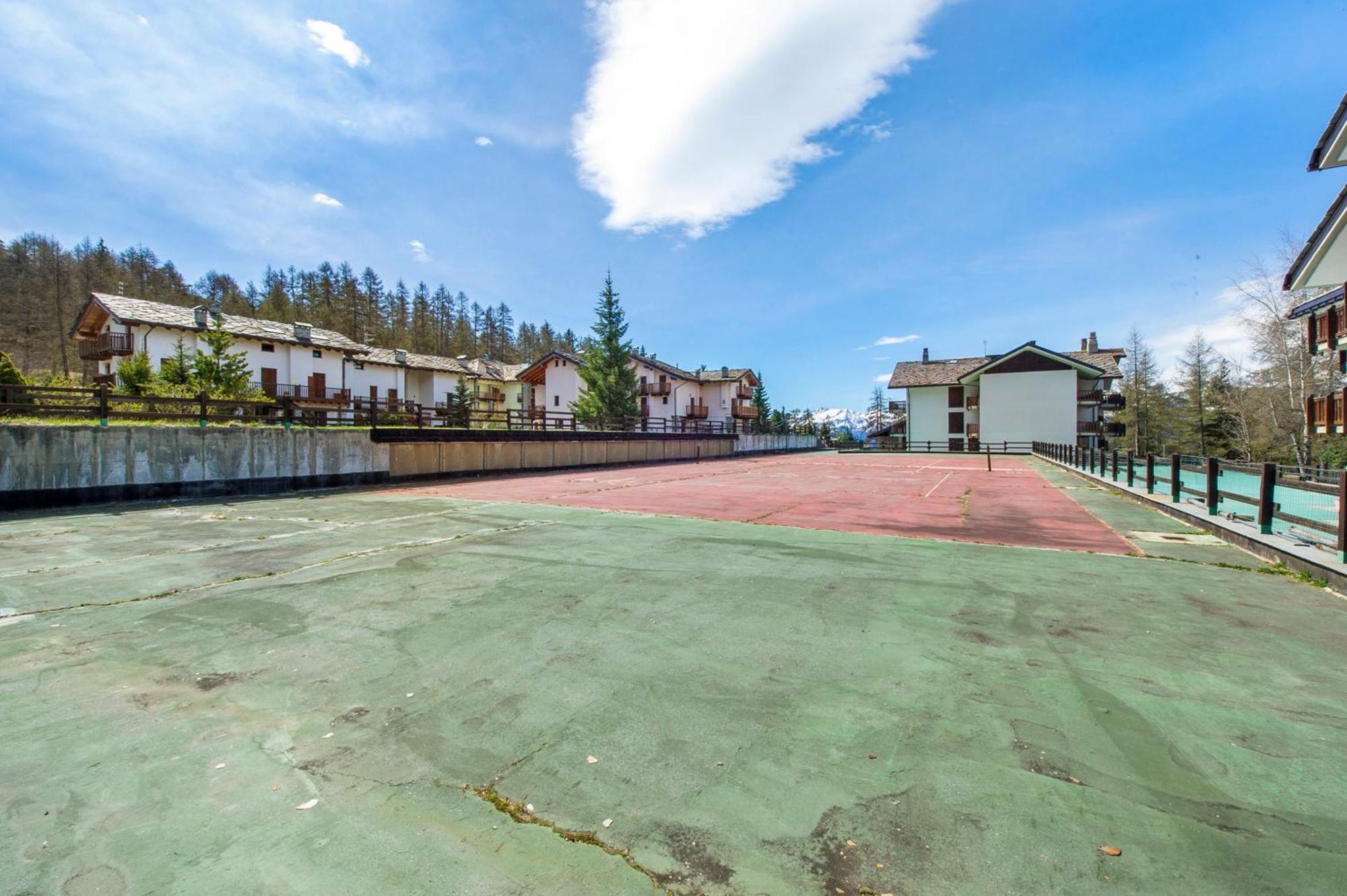 Gioiello Col De Joux Villa เซนต์วินเซนต์ ภายนอก รูปภาพ