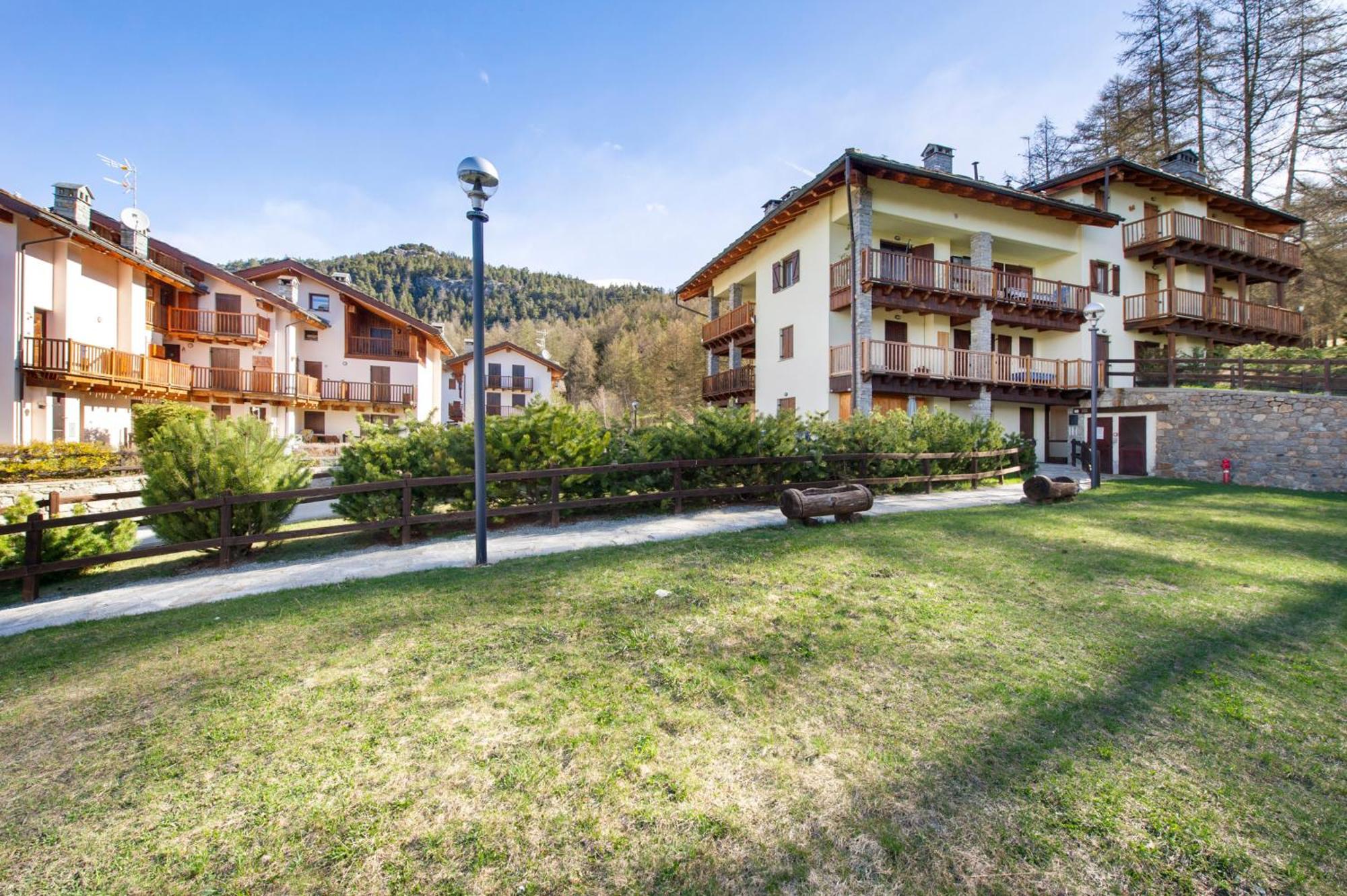 Gioiello Col De Joux Villa เซนต์วินเซนต์ ภายนอก รูปภาพ
